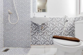 Cozy Stay Studio Apartment at Aeropolis Residence By Travelio
